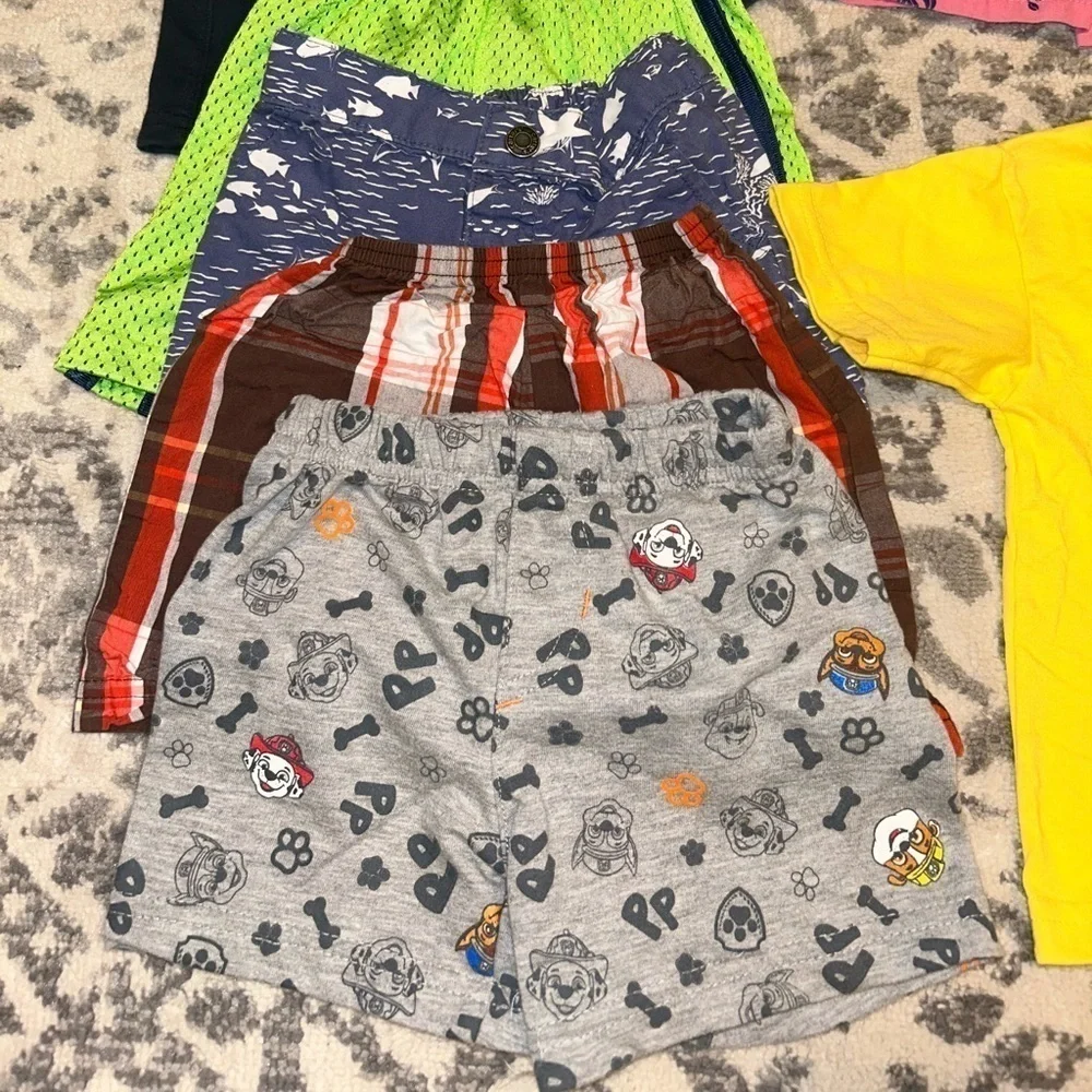 25 Piece Baby Boy Size 12M Spring/Summer Bundle